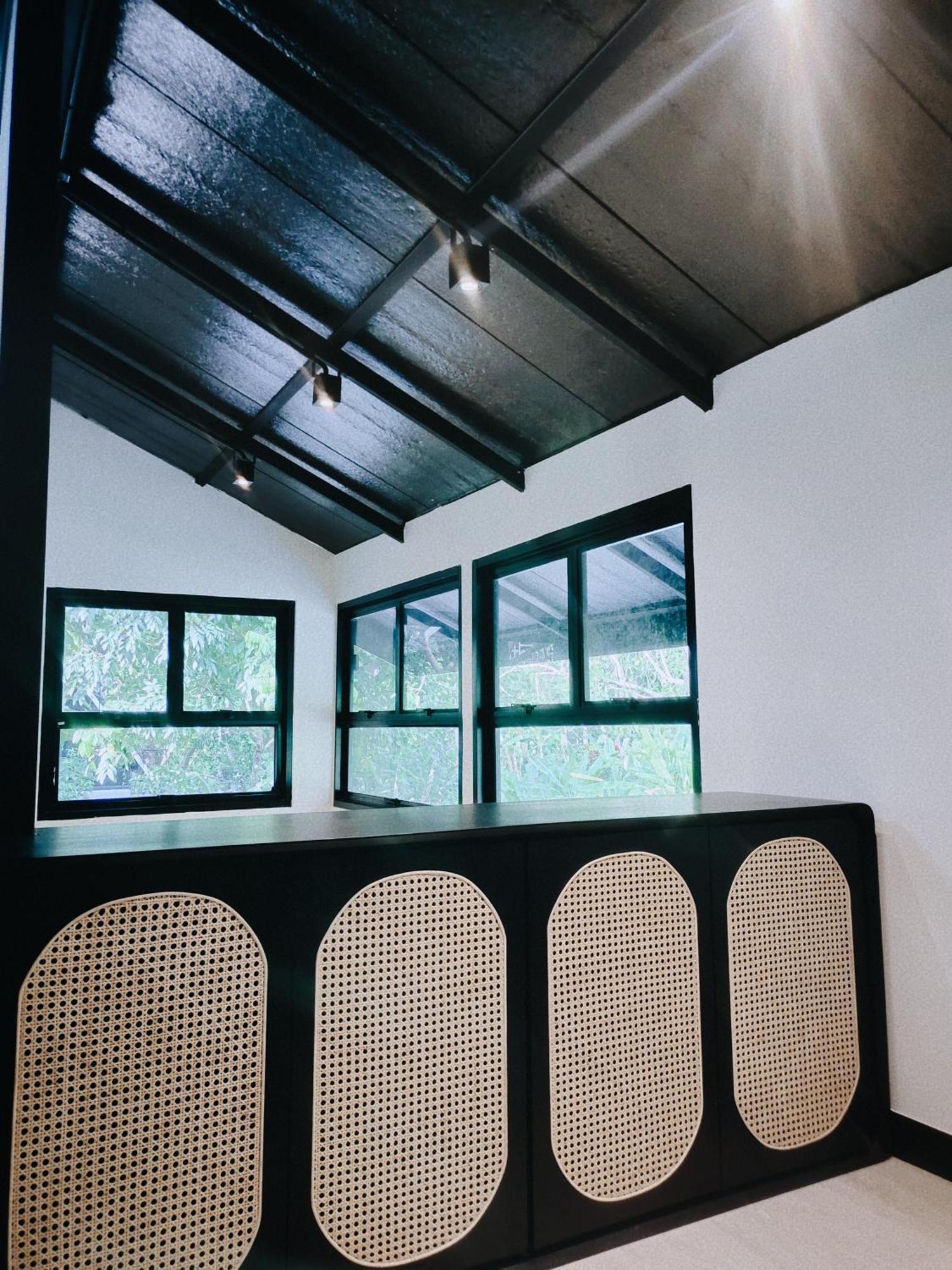 לינה וארוחת בוקר לאן סאקה The Creek Haus מראה חיצוני תמונה