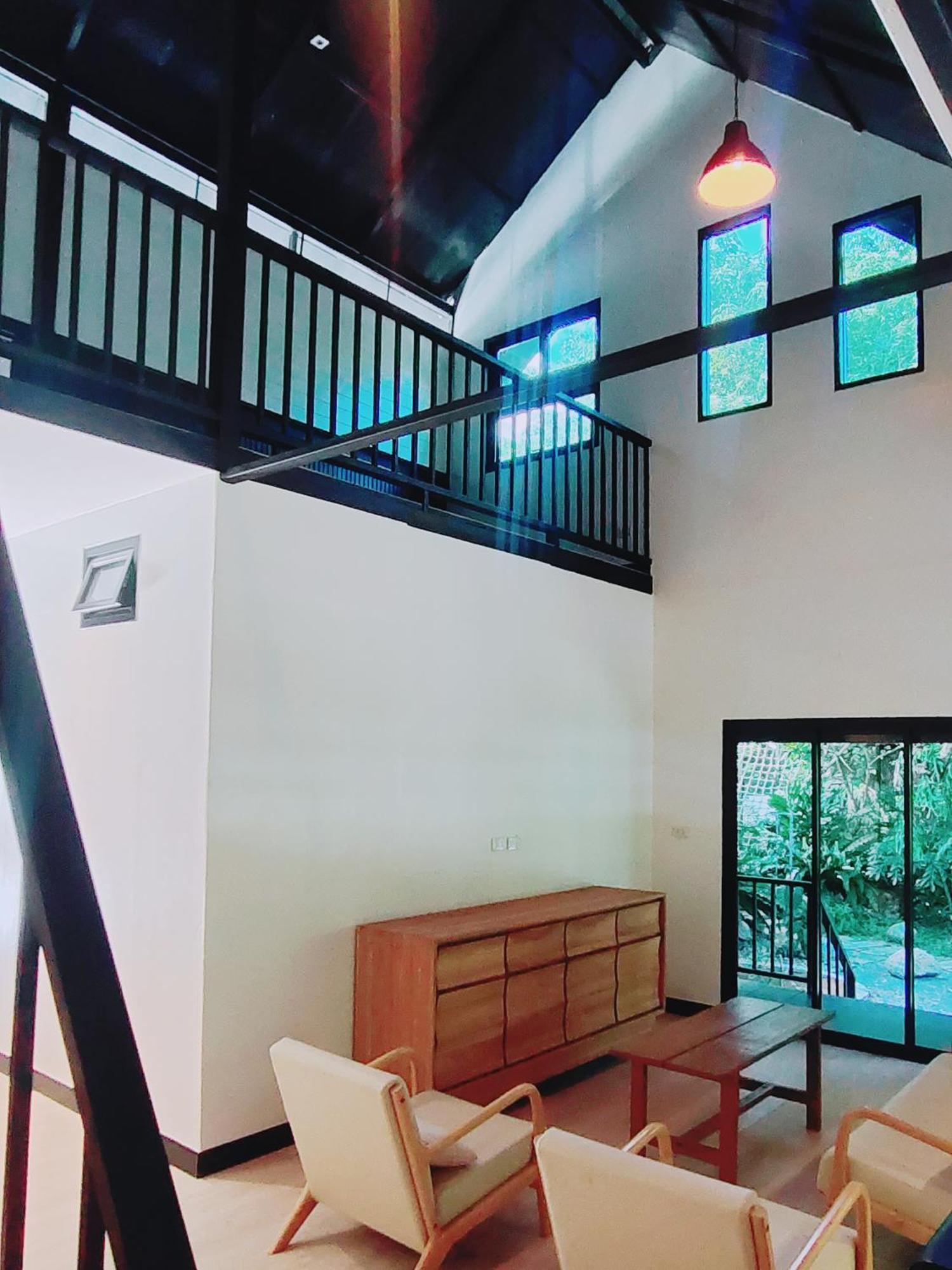 לינה וארוחת בוקר לאן סאקה The Creek Haus מראה חיצוני תמונה